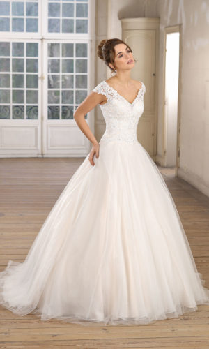 Tres Chic 9283